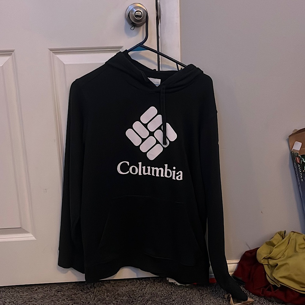 Columbia sweat shirt , it has only been worn about 4 times